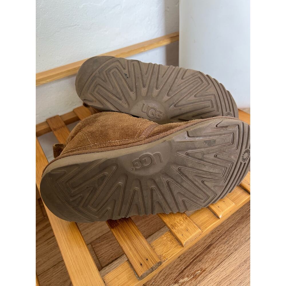 UGG Neumal Boot Chestnut - Picture 4 of 11